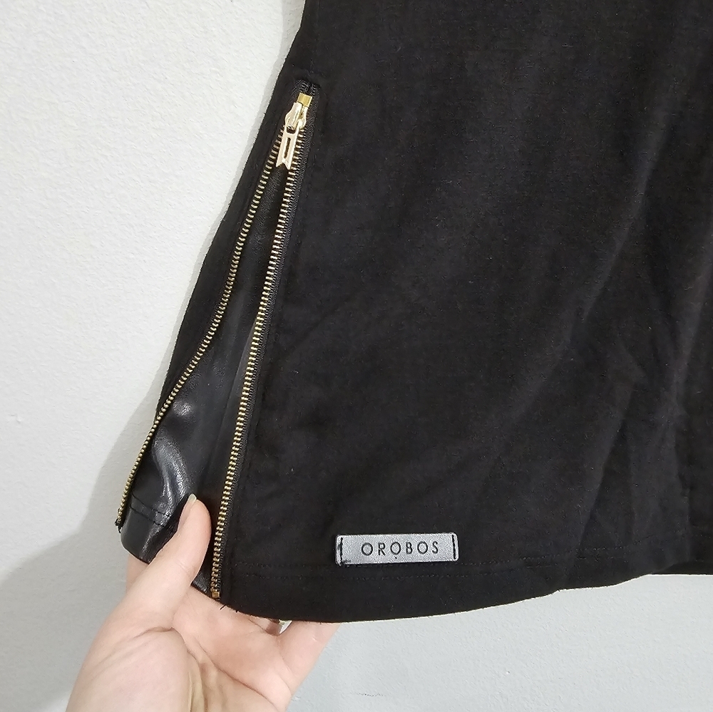 Orobos Solid Black Side Zippered Tee - image 3